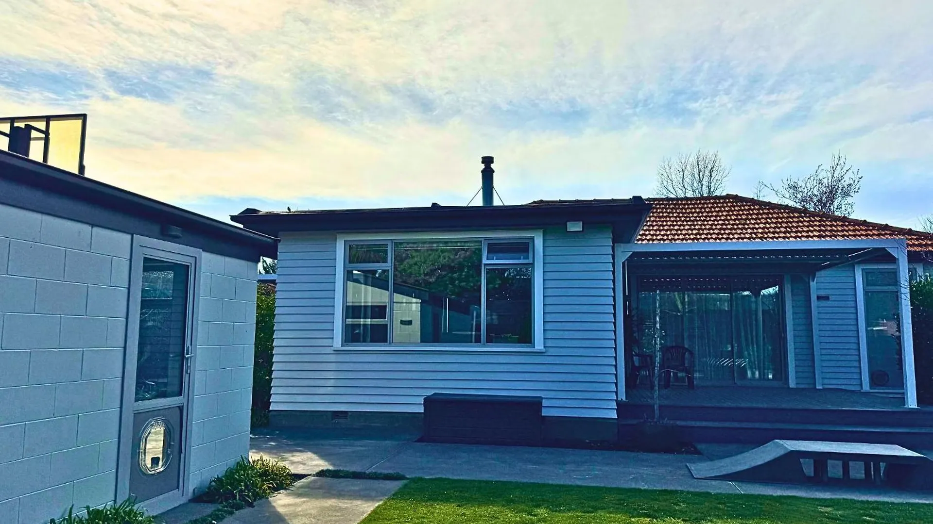 Apartment Private Family City Retreat, Sleeps 8 Christchurch